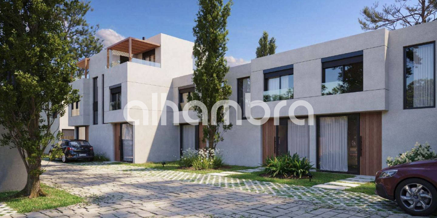 Casa en venta de 4 ambientes en Carrasco Norte