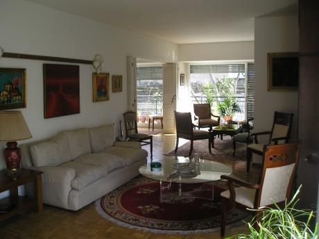 Apartamento De Categoría, 4 Dormitorios, 4 Baños, Calefacción Y Agua Central