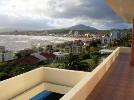 Casa En Piriapolis (cerro San Antonio)