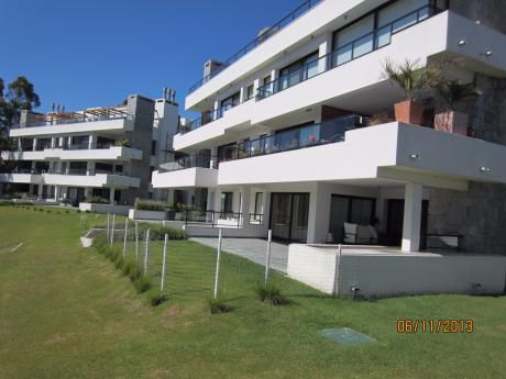 Apartamento En Alquiler 2 Dormitorios En Carrasco