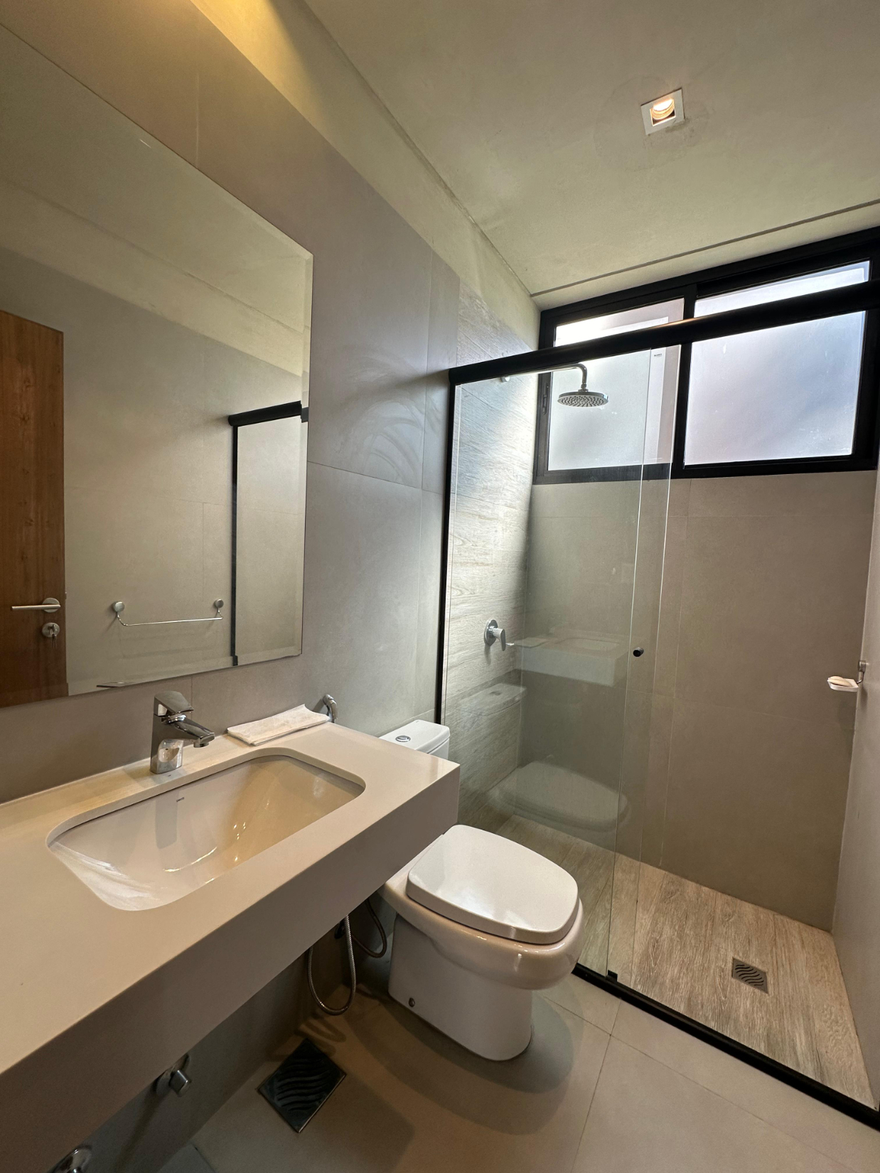 VENDO RESIDENCIA EXCLUSIVA EN HORIZON HILLS SAN BERNARDINO — foto 2