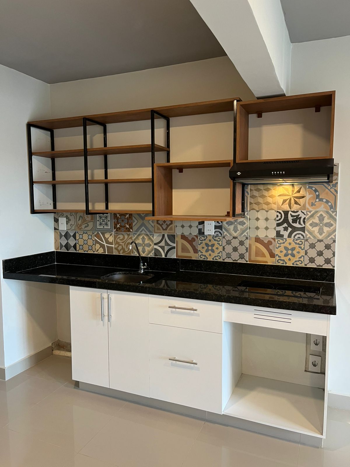 ALQUILER DE DEPARTAMENTO A ESTRENAR EN LAMBARÉ — foto 2