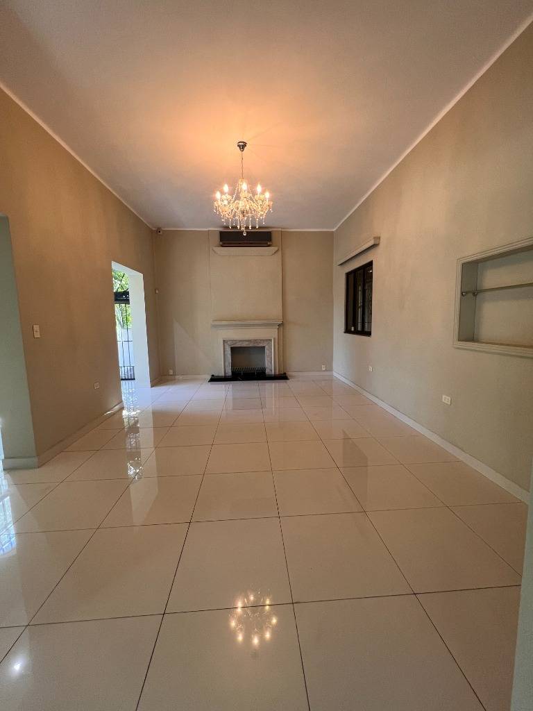 Casa en alquiler en Asunción — foto 2