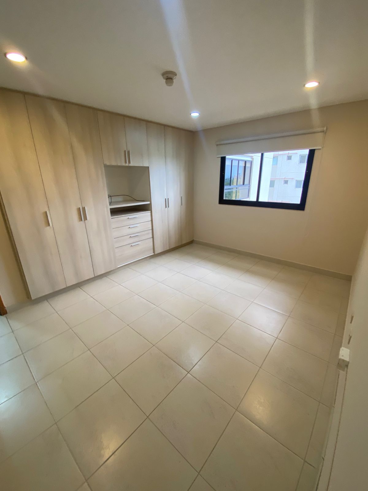 ALQUILO  DEPARTAMENTO  Stma. Trinidad $2.200 incluye Iva y expensas. — foto 2