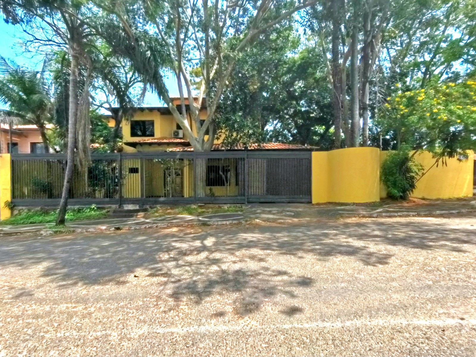 RESIDENCIA EN ALQUILER EN LAMBARÉ | ZONA CANAL 13 — foto 3