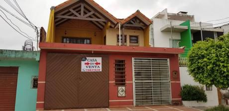 135.000 Dolares Casa A Media Cuadra De La Av Colorada Entrew 4to Y 5to