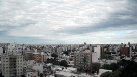 Estrene Al Frente