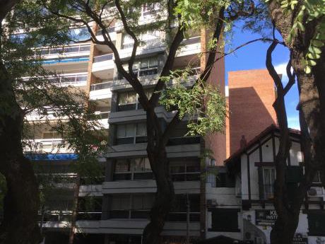 Apto Moderno En Ellauri Casi 21 De Setiembre