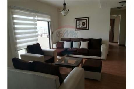 Apartamentos En Sarco