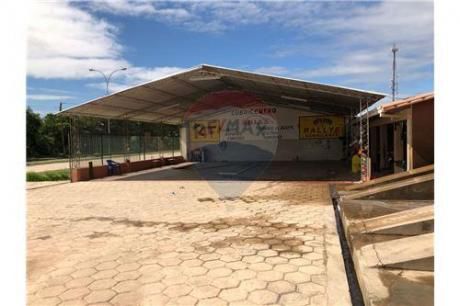 Locales Comerciales En Portachuelo