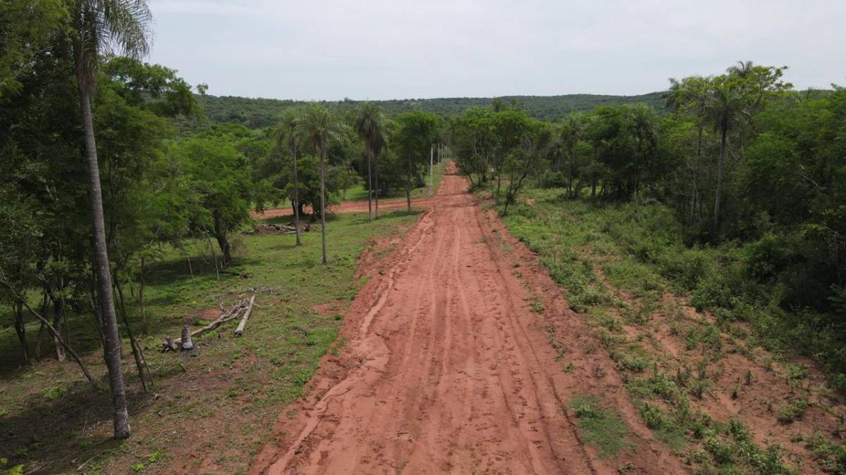VENDO TERRENO EN PIRIBEBUY CON ARROYO — foto 2