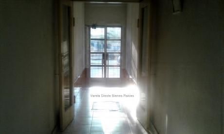 Venta Apartamento Dos Dormitorios En Brazo Oriental 75000
