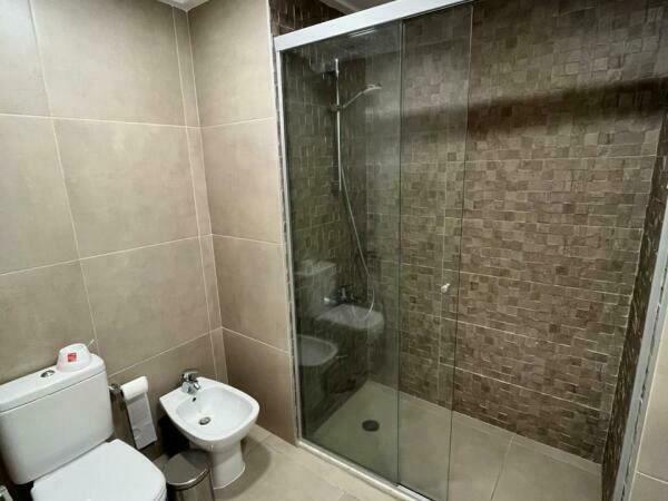 EN ALQUILER DEPTO DE 3 SUITES + 2 COCHERAS EN THE TOWER — foto 3