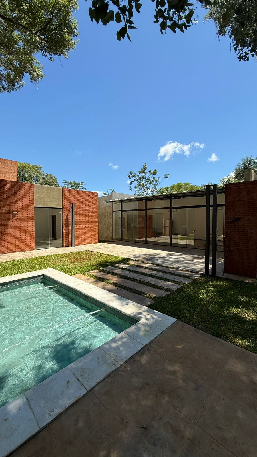 VENDO CASA DE TRES DORMITORIOS EN SAN BERNARDINO — foto 3