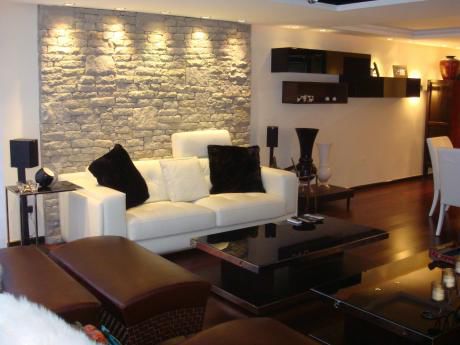 Apartamento En Venta En Punta Carretas De 3 Dormitorios. Garaje Doble.