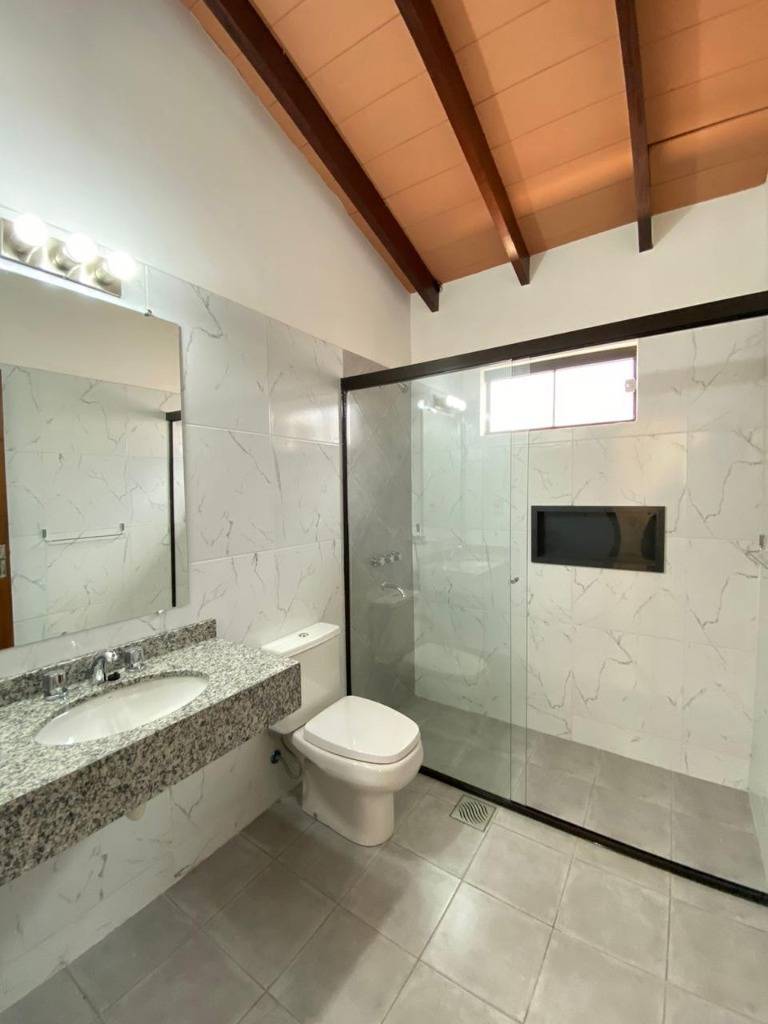 ALQUILO CASA EN FERNANDO DE LA MORA ZONA SUR — foto 2