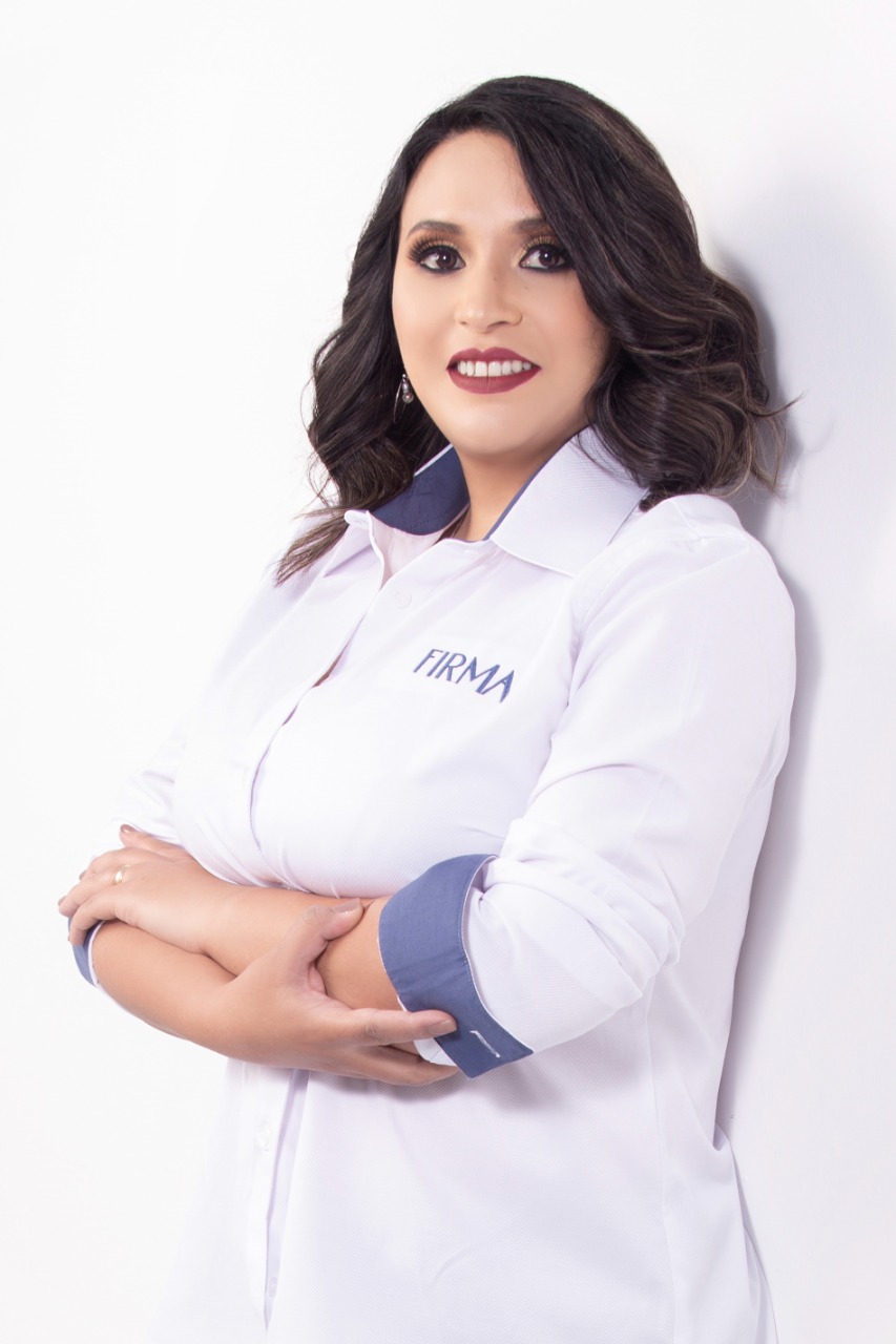 Paola Claros - Asesora FIRMA PROPIEDADES<br/>Aleida Vega