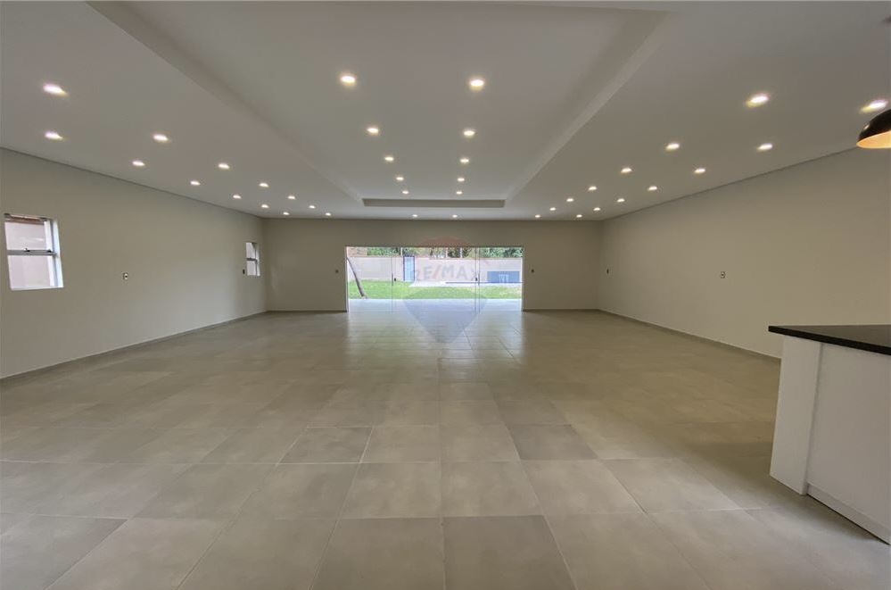 Casa Nueva con Piscina en San Bernardino, Cerca del Centro — foto 3