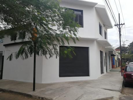 Tierra Inmobiliaria Alquila – Local Comercial A Estrenar En Esquina
