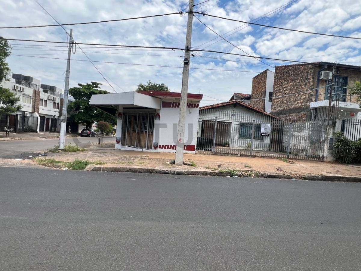 VENDO CASA EN ESQUINA A REFACCIONAR EN SAN PABLO-ASUNCION — foto 2