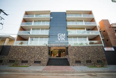 Alquilo O Vendo Hermoso Penthouse De Alta Gama En Carmelitas