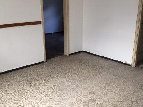 Súarez Y Bv. Artigas. Primer Piso Por Escalra, Muy Seguro!