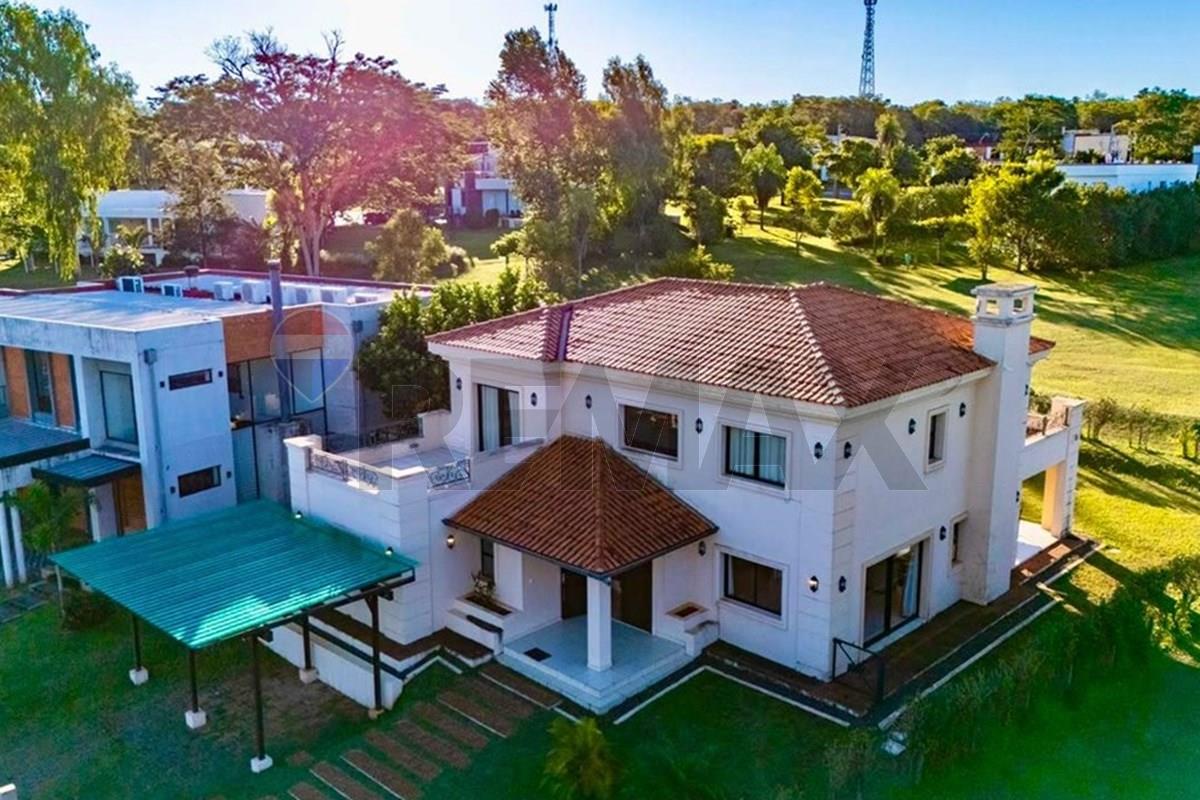 RESIDENCIA EN VENTA EN AQUA VILLLAGE — foto 2