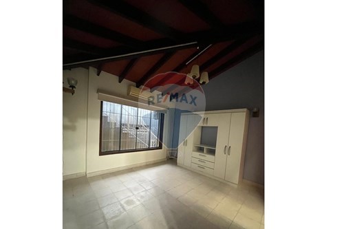 ALQUILO CASA DETRAS DE LA MUNICIPALIDAD DE FDO DE LA MORA — foto 2