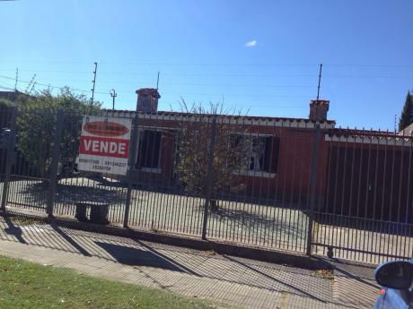 Oportunidad Muy Buena Construcción !!!sobre Bolivia 3 Dormitorios Más Apto