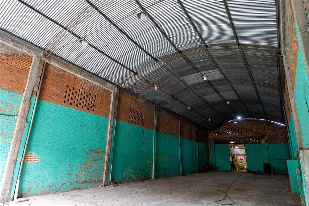 Imperdible oportunidad en Barrio Las Mercedes — foto 3
