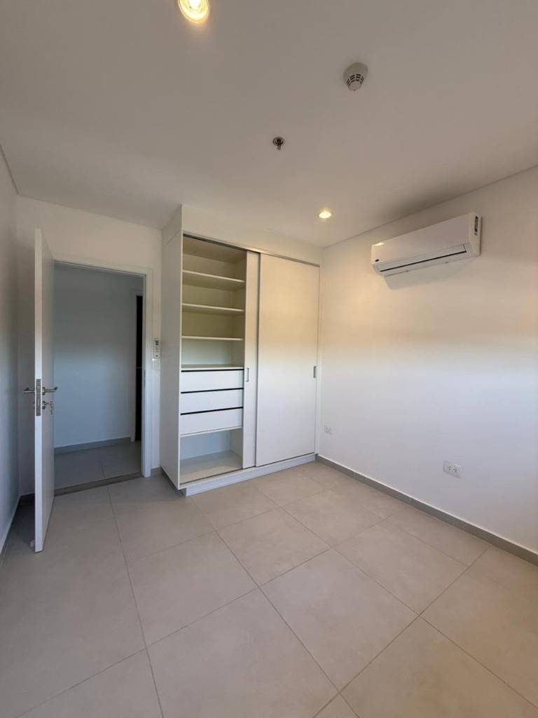 Departamento moderno de 2 dormitorios en Fortaleza Molas López — foto 3