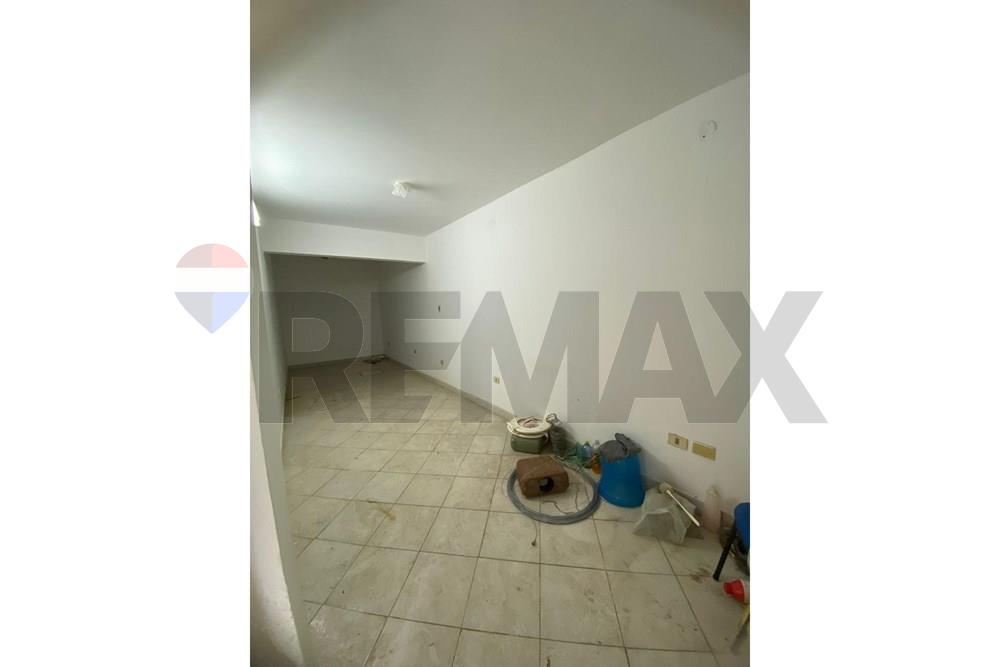Local Comercial - Alquiler - Villa Morra, Paraguay — foto 2