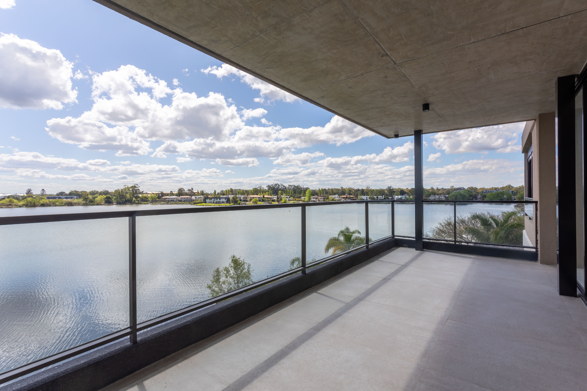 Parque Miramar. Con Lago. Penthouse 250 Metros. Piscina. Vig · Foto 3
