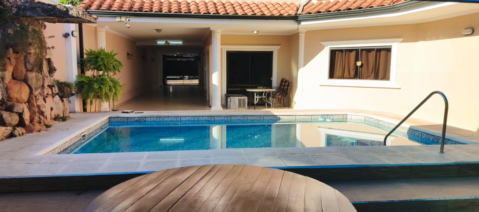 En venta imponente casa en Asunción barrio San Pablo — foto 2