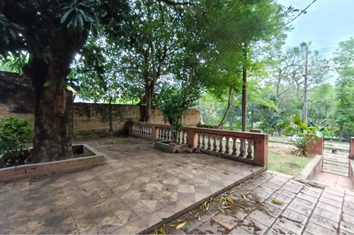 Casa Colonial En Caacupé — foto 3