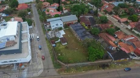 Terreno En Venta Sobre Radial 27 Dos Cuadras Del 4to Anillo