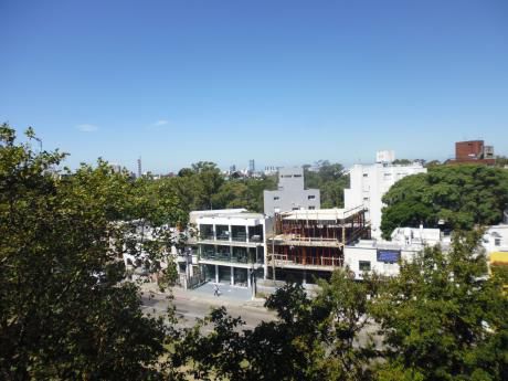 Monoambiente Queda Libre 1 De Noviembre Impecable Al Frente