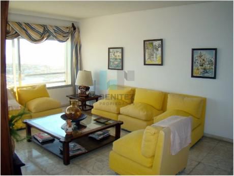 Apartamentos En Península