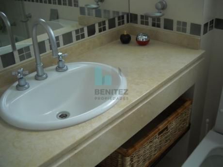 Apartamentos En Playa Mansa