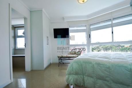 Excelente Apartamento En Venta De 3 Dormitorios En Casino Tower. Edificio Premium De Punta Del Este