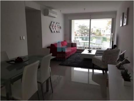 Torre Premium De Playa Brva. Apartamento En Venta De 2 Dormitorios, Destacado!