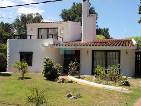 Casas En Playa Mansa