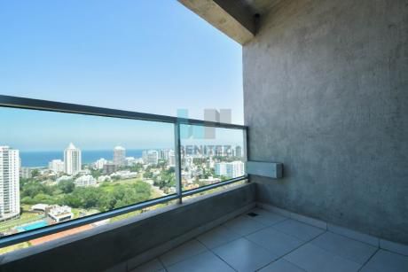 Gala Vista A Estrenar! Apartamento En Venta De 2 Dormitorios En Punta Del Este.