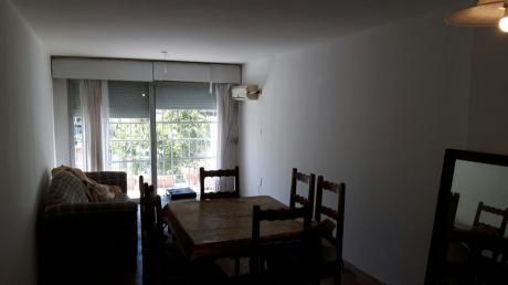 Varela Casa Central Excelente Planta En Alquiler