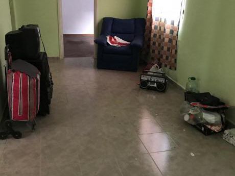 Apto 2 Dorm. La Comercial