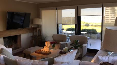 Excelente Penthouse Sobre Av De Las Américas