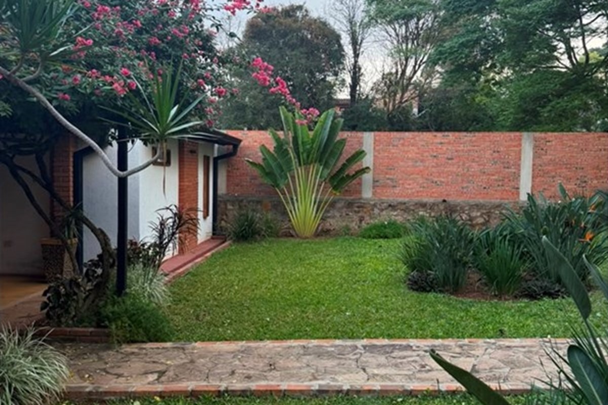 Vendo Casa Caacupé, Centro, Cordillera — foto 3
