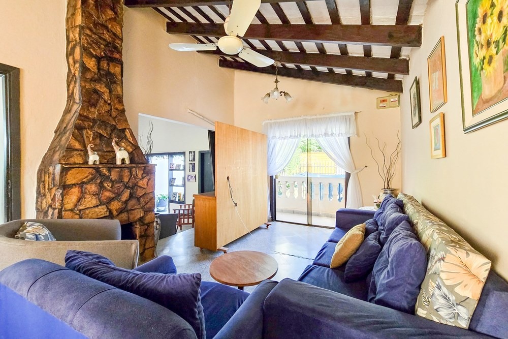 Vendo casa de 5 dormitorios en Trinidad. — foto 2