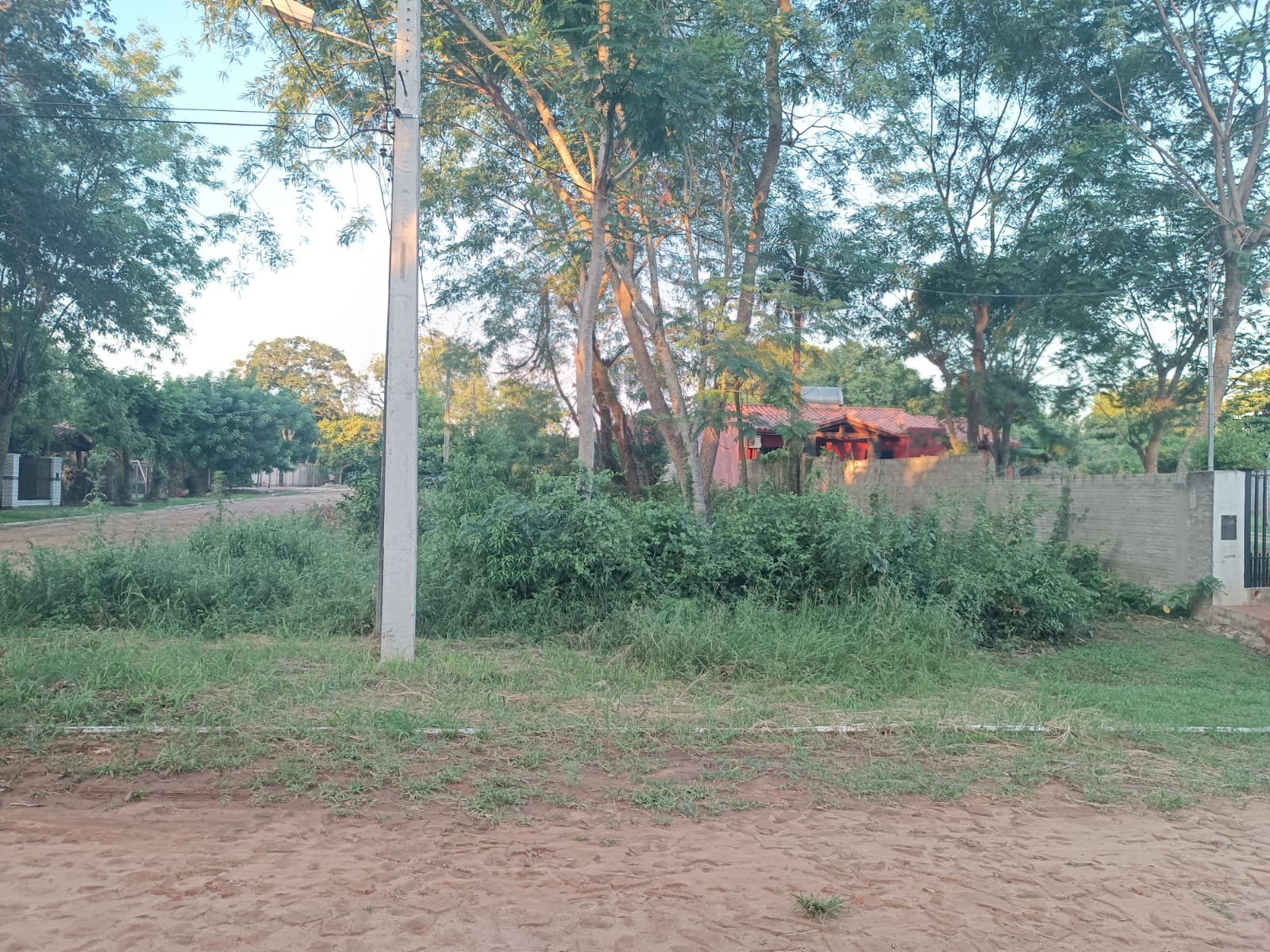 Terreno con excelente ubicación en Coronel Oviedo — foto 3