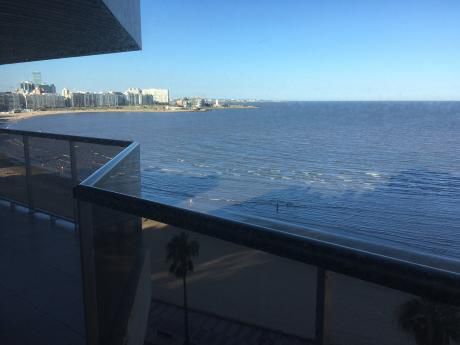 Se Vende Apartamento 4 Dormitorios Con Renta